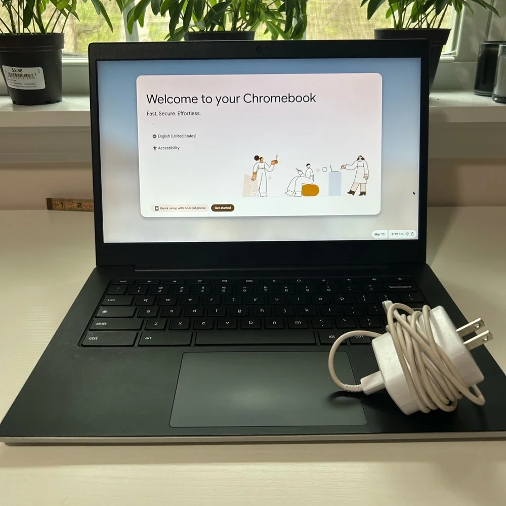 Samsung Galaxy Chromebook Go